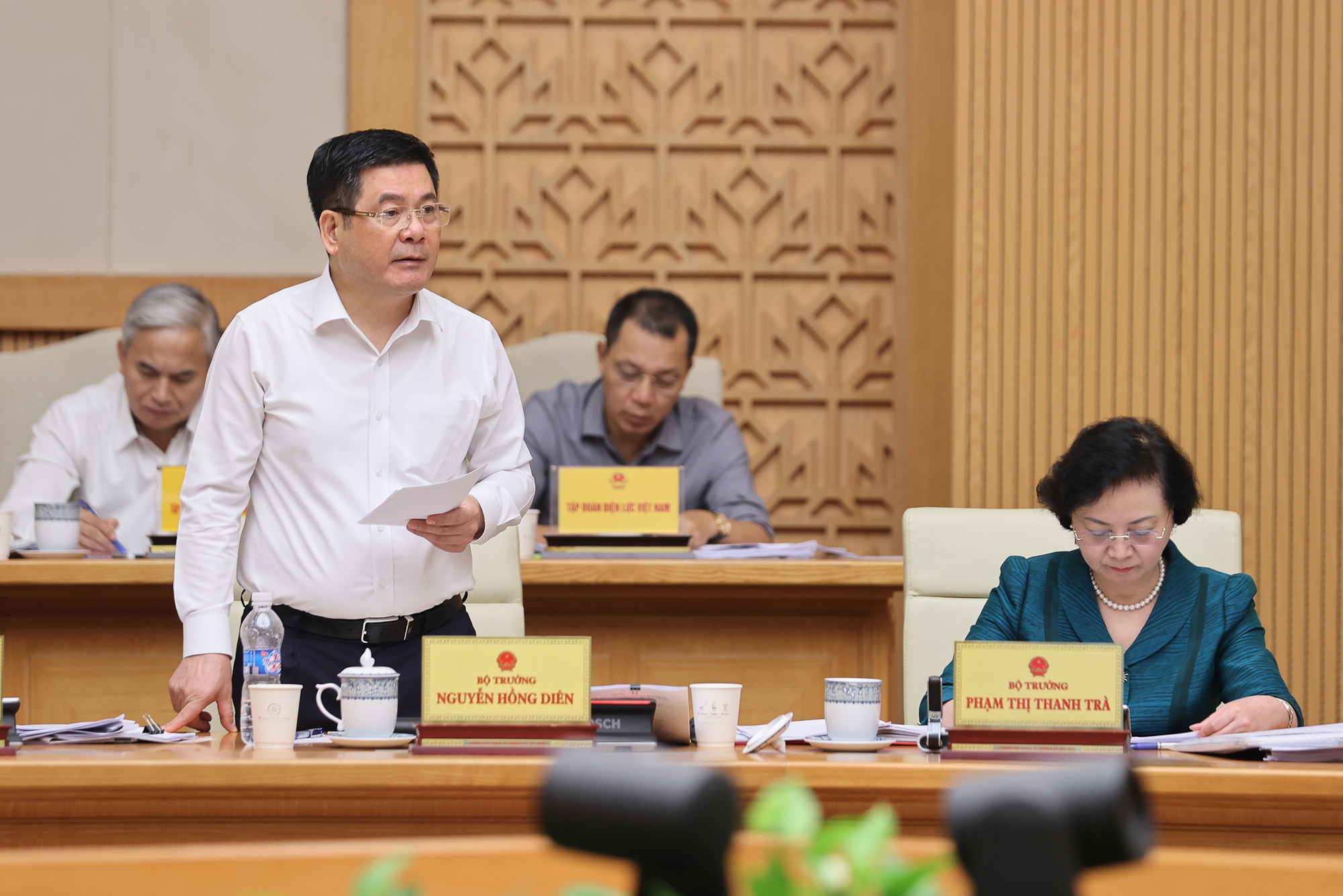 Thủ tướng: Quý IV phải tăng tốc, bứt phá với hiệu quả tầm cao
