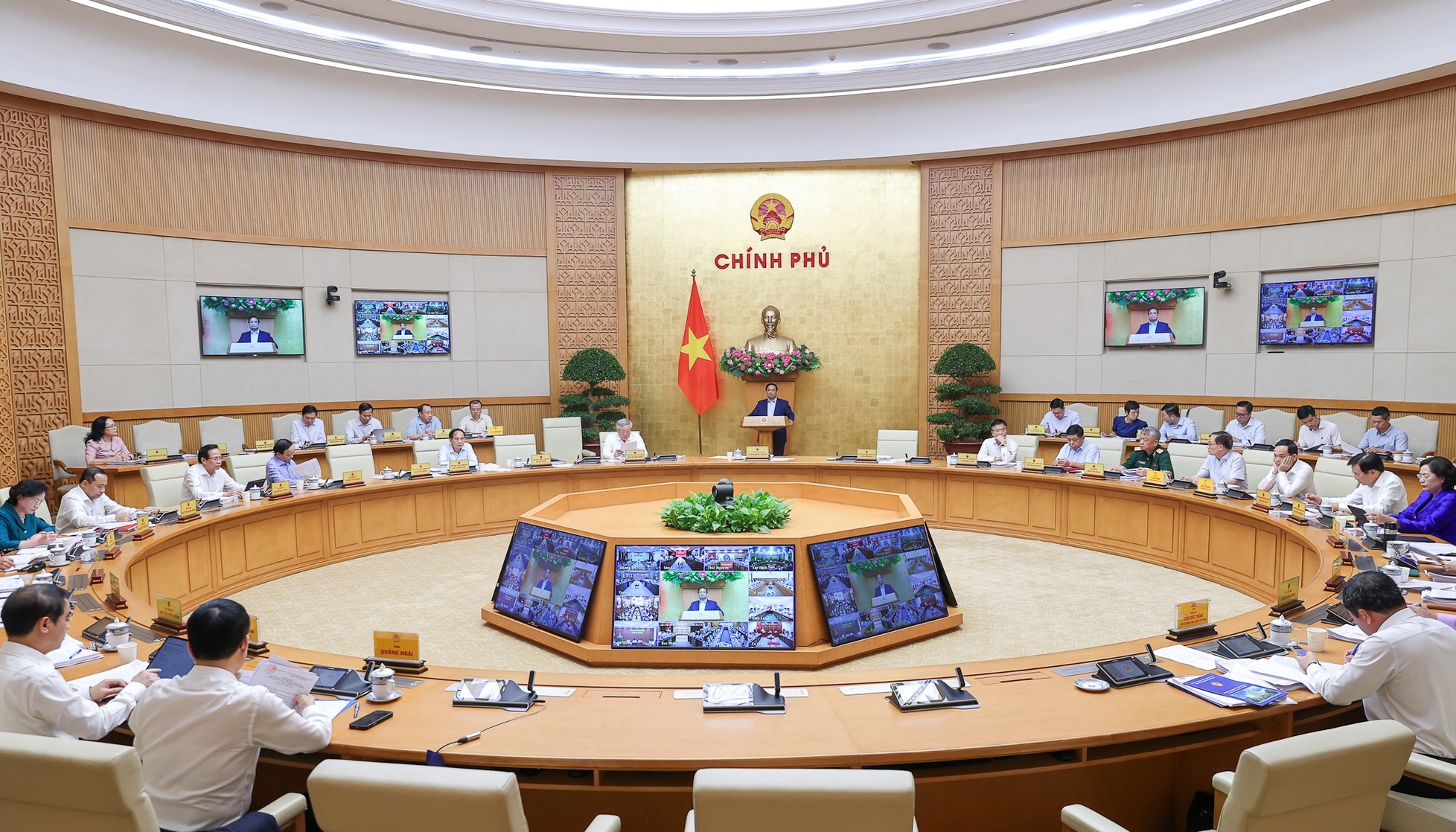 9 tháng năm 2025: "Điểm sáng" từ các địa phương