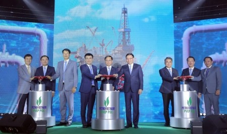 Đổi mới quản trị, đẩy mạnh khoa học công nghệ và phát triển kinh doanh quốc tế giúp Petrovietnam tăng trưởng 2 con số 9 tháng 2025