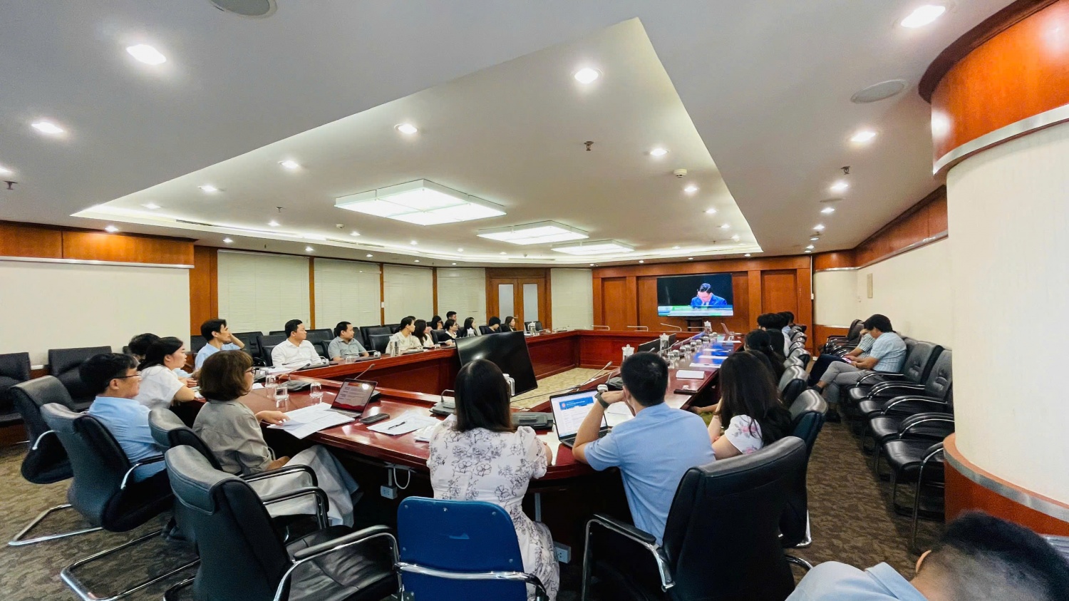 Đảng bộ Nghiên cứu Khoa học và Đào tạo đổi mới sinh hoạt chi bộ theo hướng thiết thực, hiệu quả