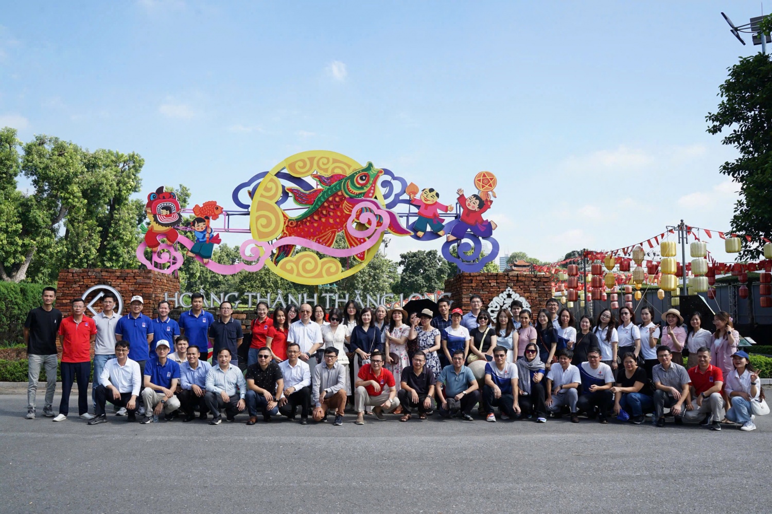 Đảng bộ NCKH&ĐT tổ chức chương trình tham quan khu di tích lịch sử Hoàng Thành Thăng Long, Hà Nội