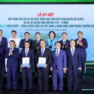 Petrovietnam và Vietcombank ký hợp đồng tín dụng hơn 1 tỷ USD