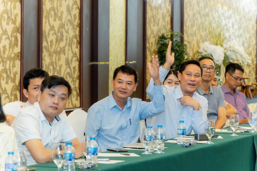 Đảng ủy Vietsovpetro tổ chức tập huấn kết hợp về nguồn năm 2025