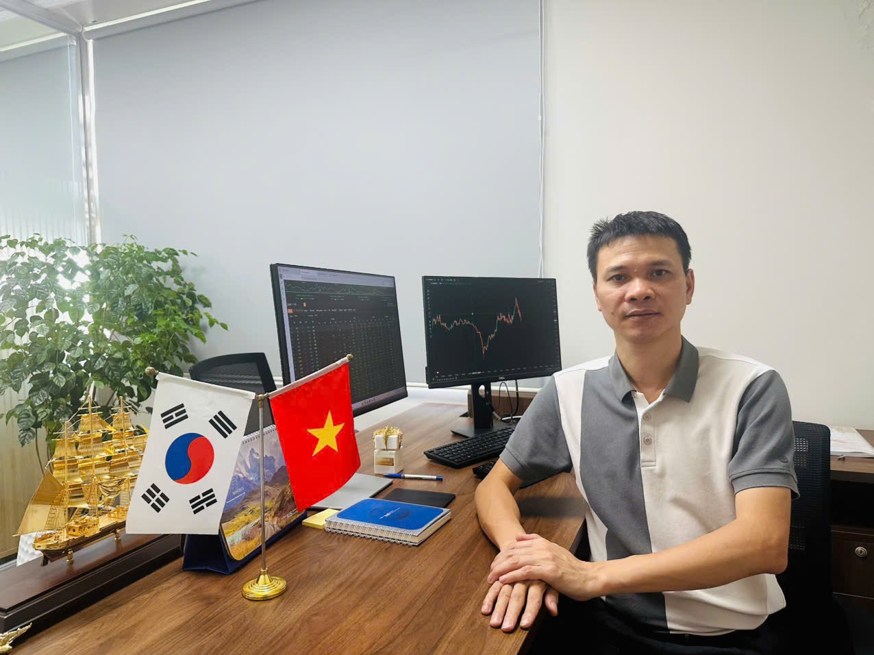 Thị trường chứng khoán Việt Nam thăng hạng: Bước ngoặt lịch sử và yêu cầu đổi mới toàn diện Thị trường chứng khoán Việt Nam thăng hạng: Bước ngoặt lịch sử và yêu cầu đổi mới toàn diện