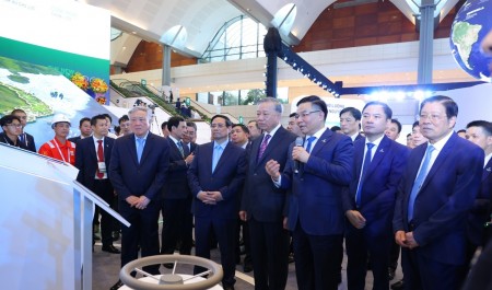 Petrovietnam trong hành trình chuyển dịch năng lượng: Thách thức và cơ hội song hành