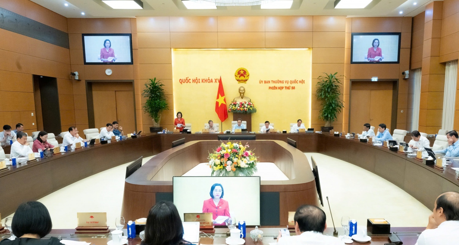 Thể chế hóa Nghị quyết 72-NQ/TW: Hướng tới Việt Nam khỏe mạnh, toàn dân chủ động phòng bệnh