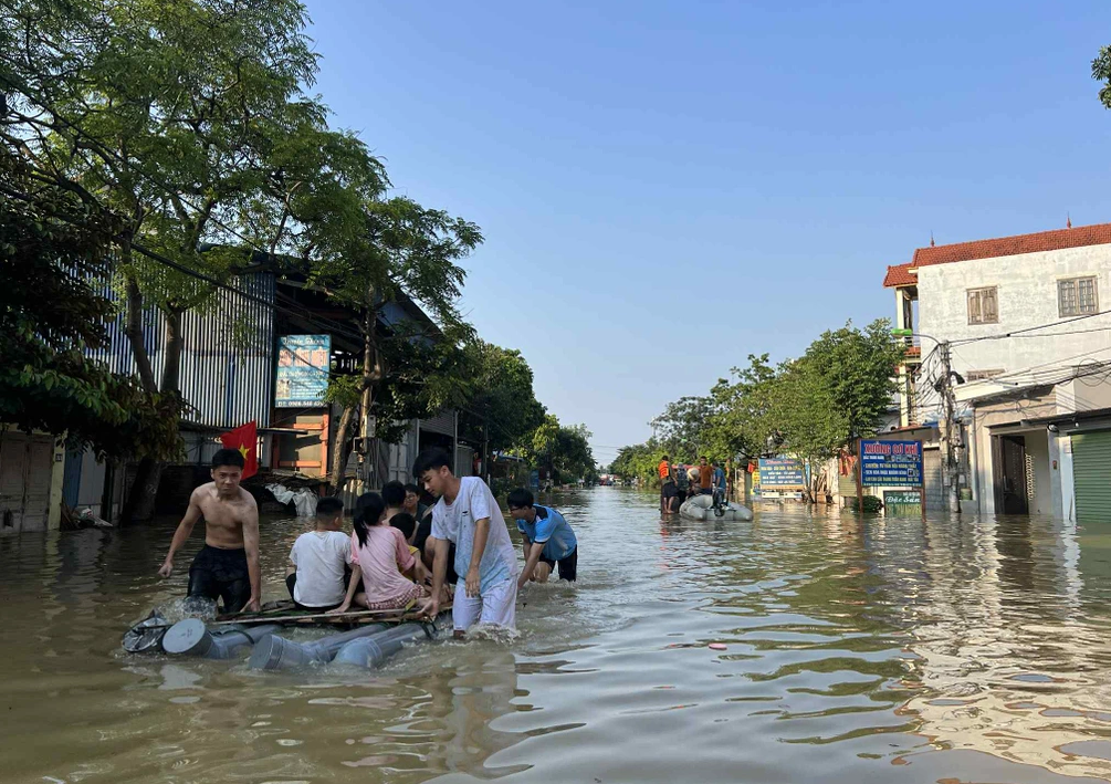 Nhiều khu vực ở xã Trung Giã và xã Đa Phúc bị ngập sâu (Ảnh: