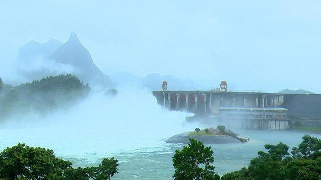 Thủy điện Tuyên Quang tiếp tục xả lũ, ba địa phương hạ du khẩn trương ứng phó Thủy điện Tuyên Quang tiếp tục xả lũ, ba địa phương hạ du khẩn trương ứng phó
