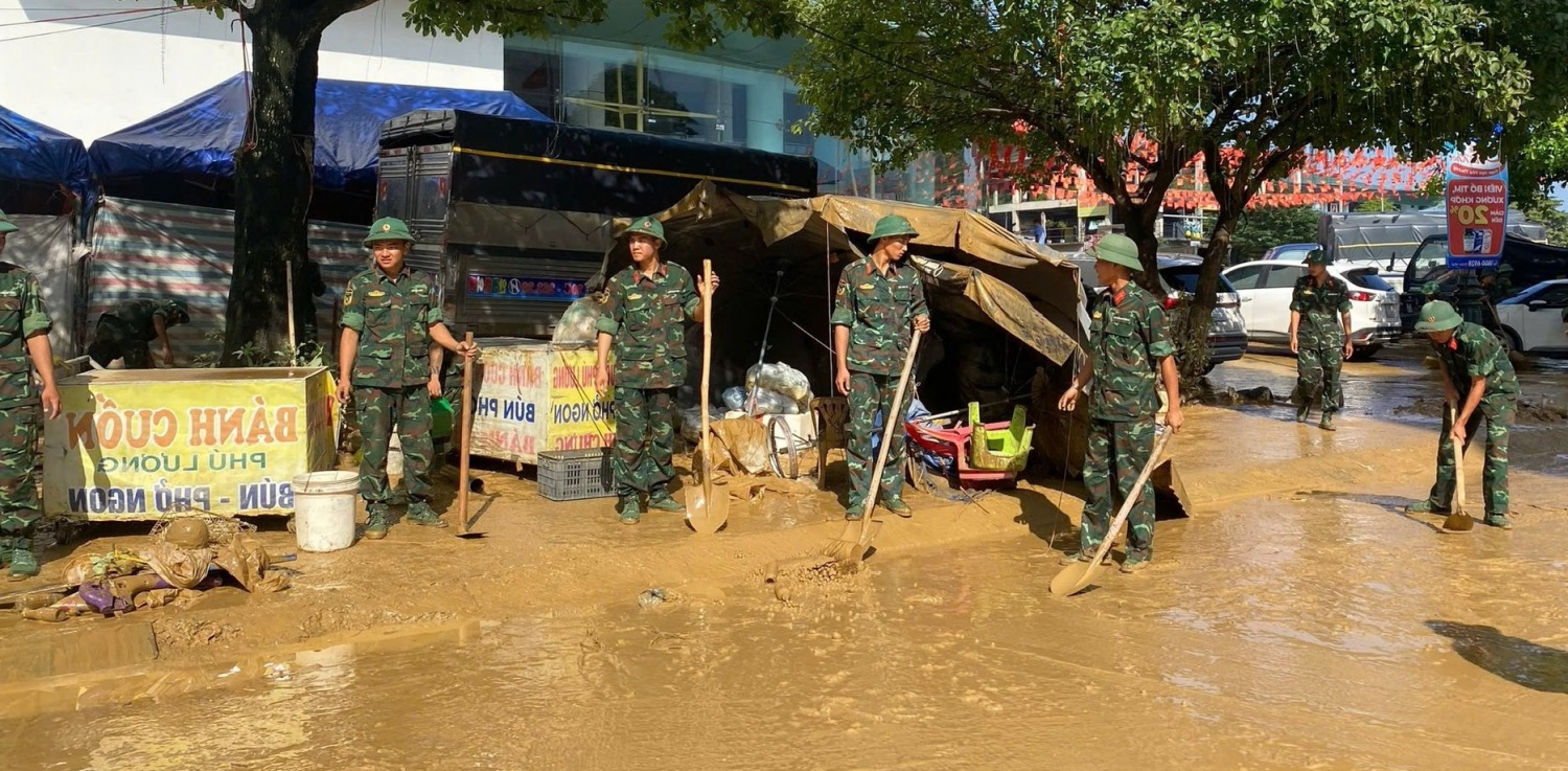 Hà Nội, Thái Nguyên và Bắc Ninh sẵn sàng hộ đê ứng phó với lũ đặc biệt lớn Hà Nội, Thái Nguyên và Bắc Ninh sẵn sàng hộ đê ứng phó với lũ đặc biệt lớn