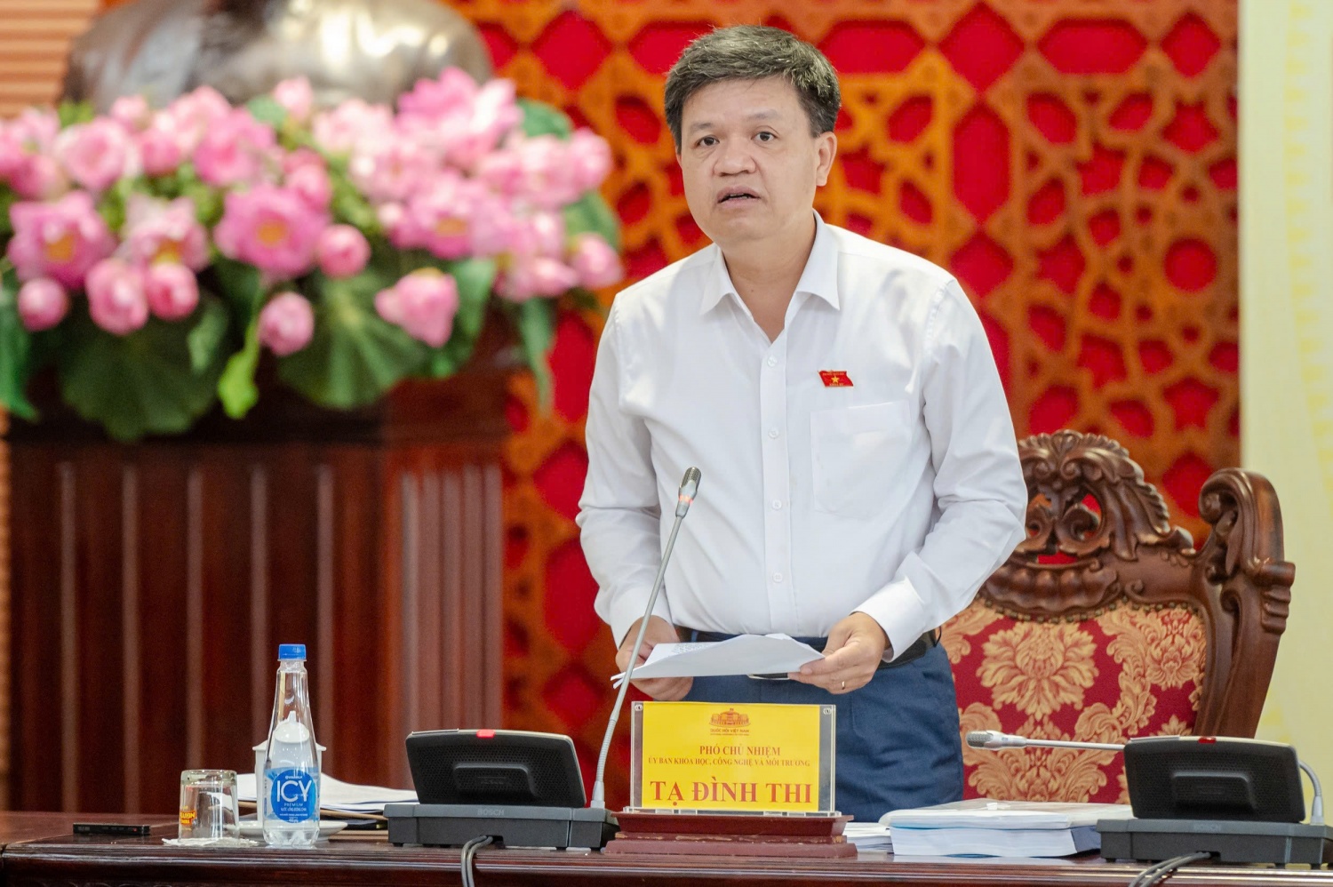 Đổi mới xây dựng pháp luật: Từ bỏ tư duy 