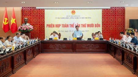 Đổi mới xây dựng pháp luật: Từ bỏ tư duy "không quản được thì cấm"