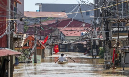 Cuộc sống trong vùng ngập ở Bắc Ninh