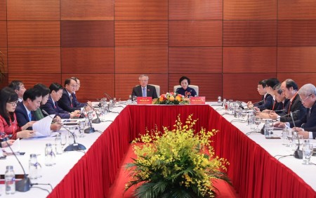 Đạt những thành tựu to lớn trong "một nhiệm kỳ rất khác biệt"