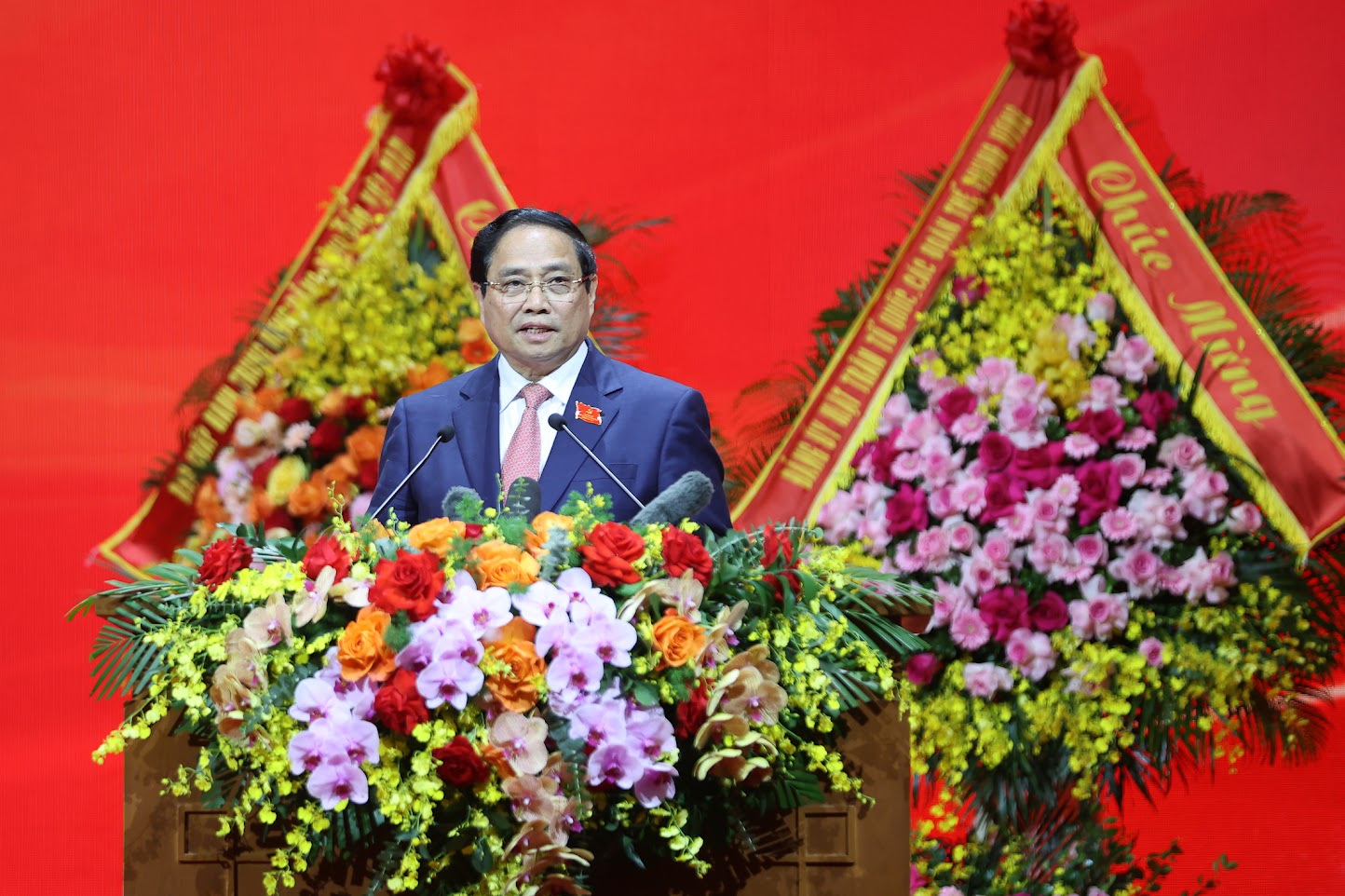 Đảng bộ Chính phủ quyết tâm phấn đấu là một trong những Đảng bộ tiên phong, gương mẫu đi đầu trong triển khai Nghị quyết Đại hội XIV của Đảng