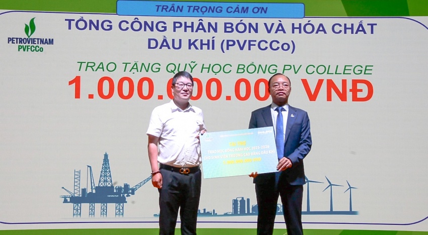 Trường Cao đẳng Dầu khí long trọng Khai giảng năm học mới 2025-2026 và Trao bằng tốt nghiệp năm 2025 PV College tổ chức Lễ khai giảng năm học mới 2025-2026 và trao bằng tốt nghiệp năm 2025