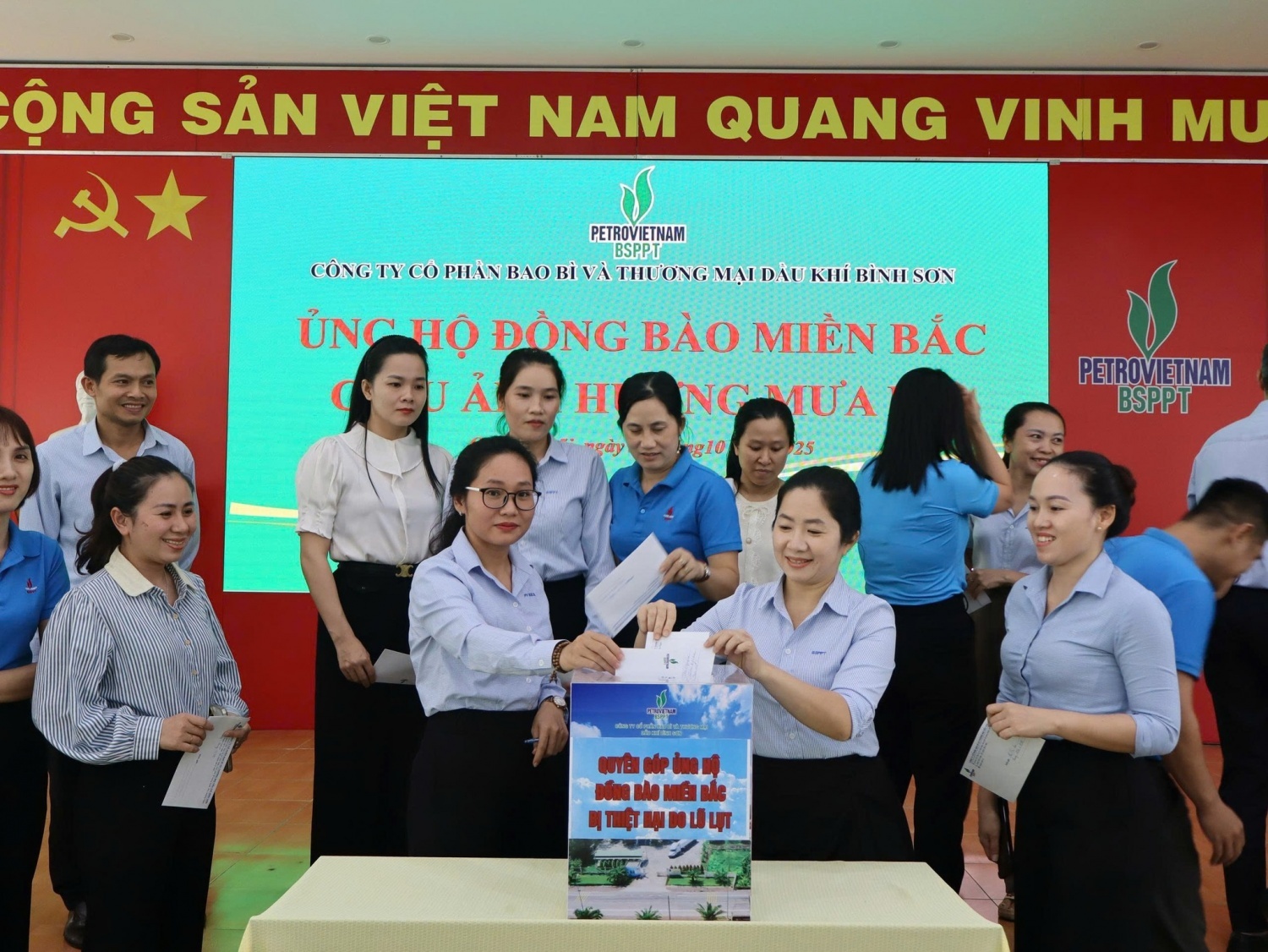 Chương trình ủng hộ đồng bào do BSPPT phát động được triển khai từ ngày 9/10 đến 13/10, toàn bộ số tiền quyên góp sẽ được chuyển đến Ủy ban Trung ương MTTQ Việt Nam để kịp thời hỗ trợ các địa phương bị ảnh hưởng bởi thiên tai. Phát huy truyền thống “nghĩa tình”, Petrovietnam chung tay hướng về đồng bào chịu ảnh hưởng bởi thiên tai