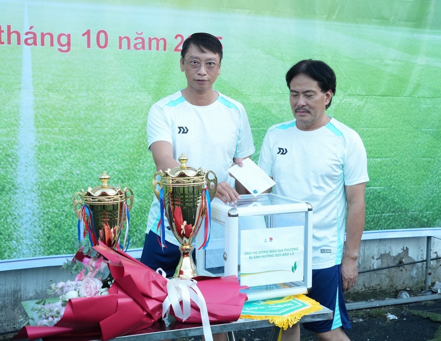 Phát huy truyền thống “nghĩa tình”, Petrovietnam chung tay hướng về đồng bào vùng bão lũ Phát huy truyền thống “nghĩa tình”, Petrovietnam chung tay hướng về đồng bào chịu ảnh hưởng bởi thiên tai