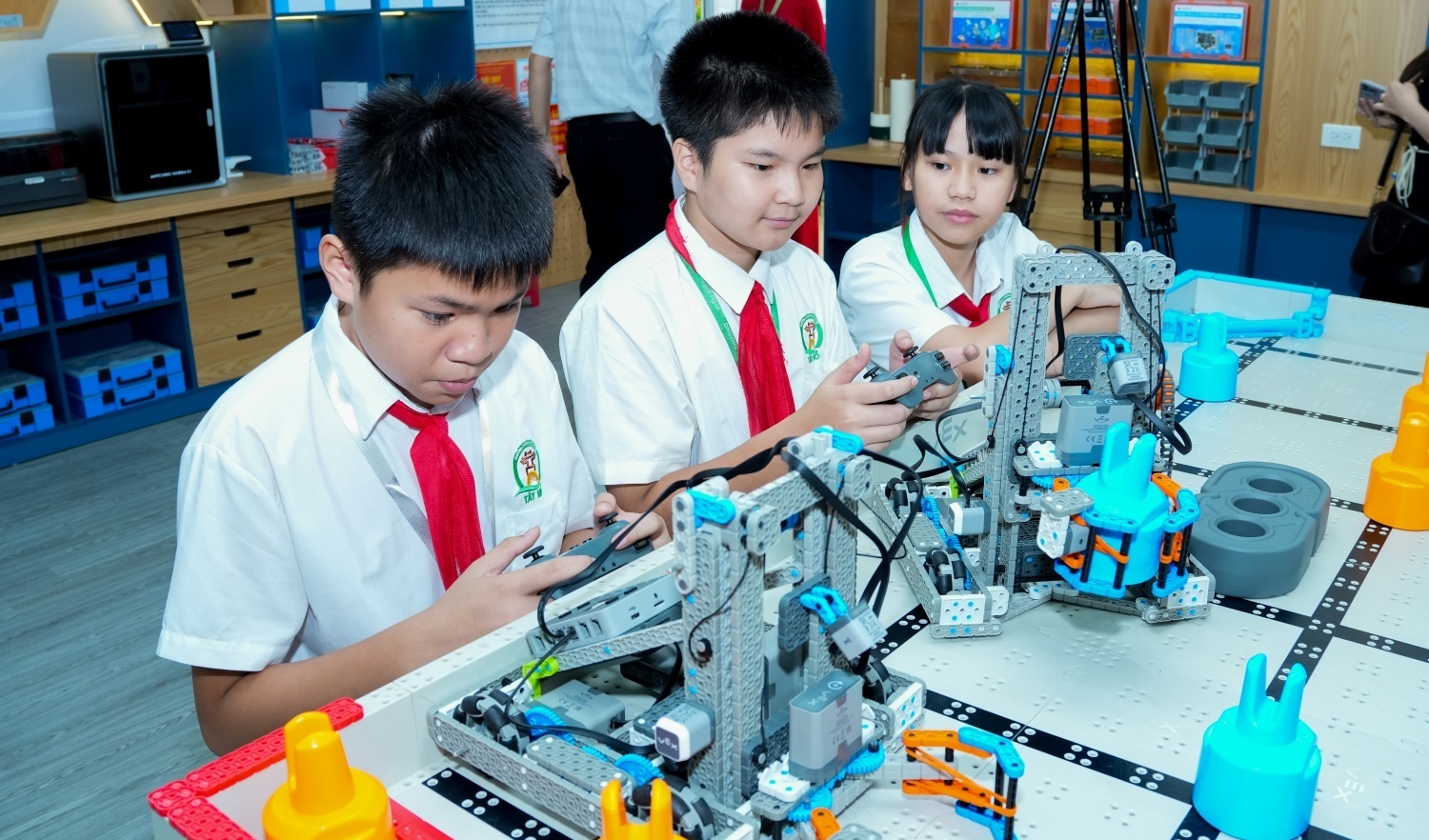 Lan tỏa tinh thần đổi mới sáng tạo từ chương trình “STEM Innovation Petrovietnam”