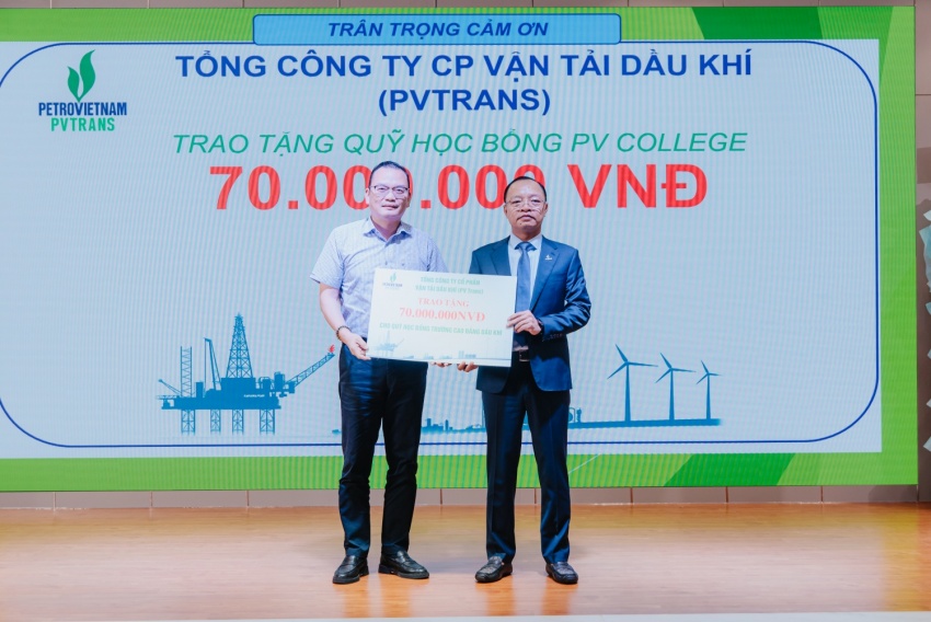 PV College tổ chức Lễ khai giảng năm học mới 2025-2026 và trao bằng tốt nghiệp năm 2025 PV College tổ chức Lễ khai giảng năm học mới 2025 2026 và trao bằng tốt nghiệp năm 2025