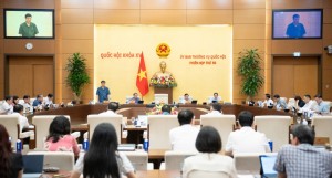 UBTVQH xem xét các nội dung chuẩn bị cho Kỳ họp thứ 10 và công tác lập pháp