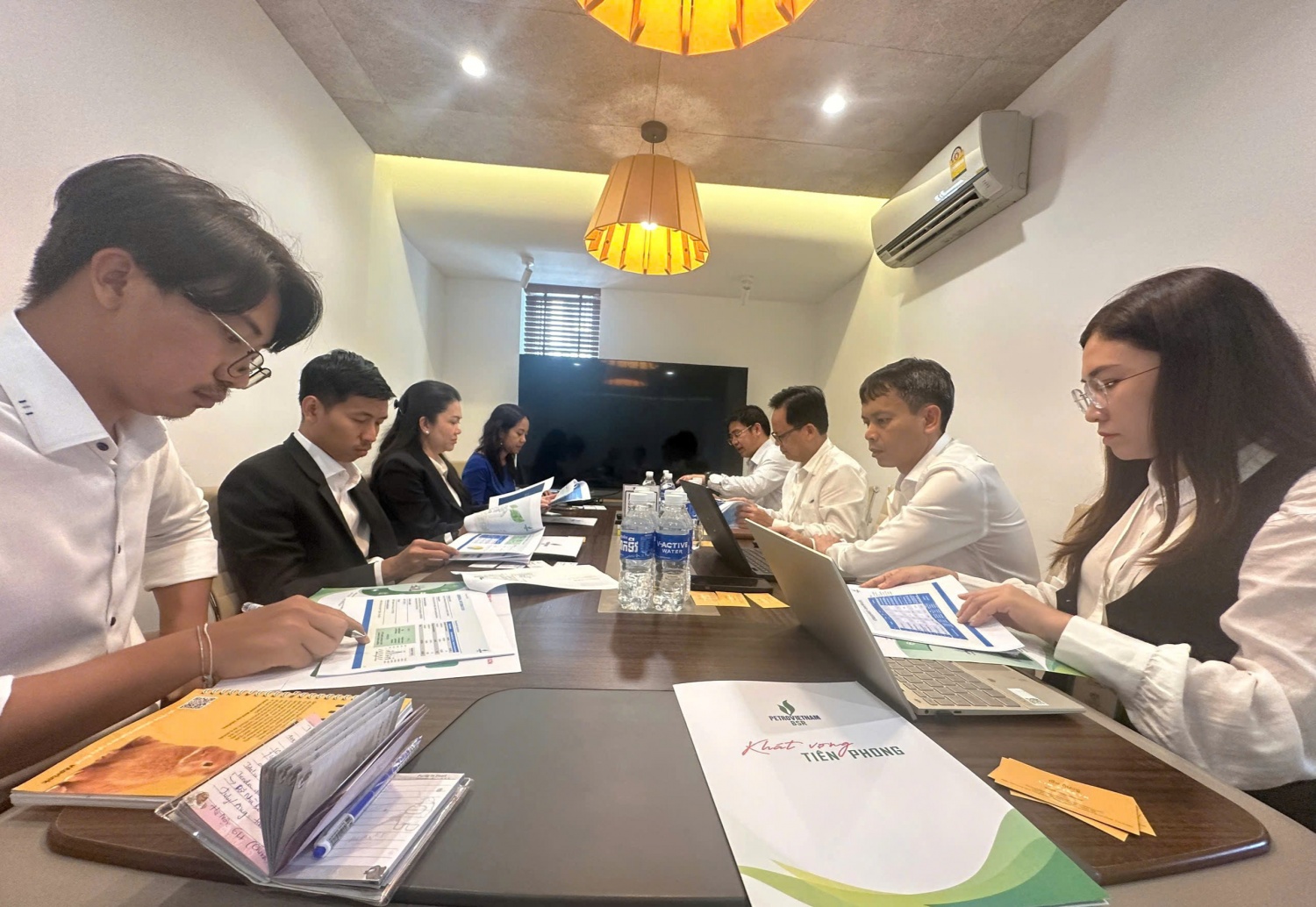 đối tác Bright Victory Mekong Petroleum Import Export (BVM) thảo luận hợp tác cùng BSR.