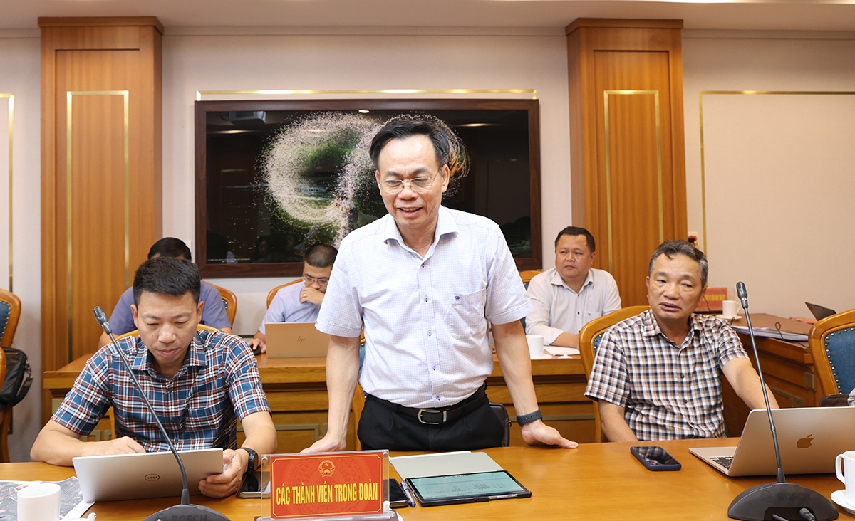 Triển khai các dự án truyền tải cấp bách phục vụ nhập khẩu điện từ Lào Triển khai các dự án truyền tải cấp bách phục vụ nhập khẩu điện từ Lào