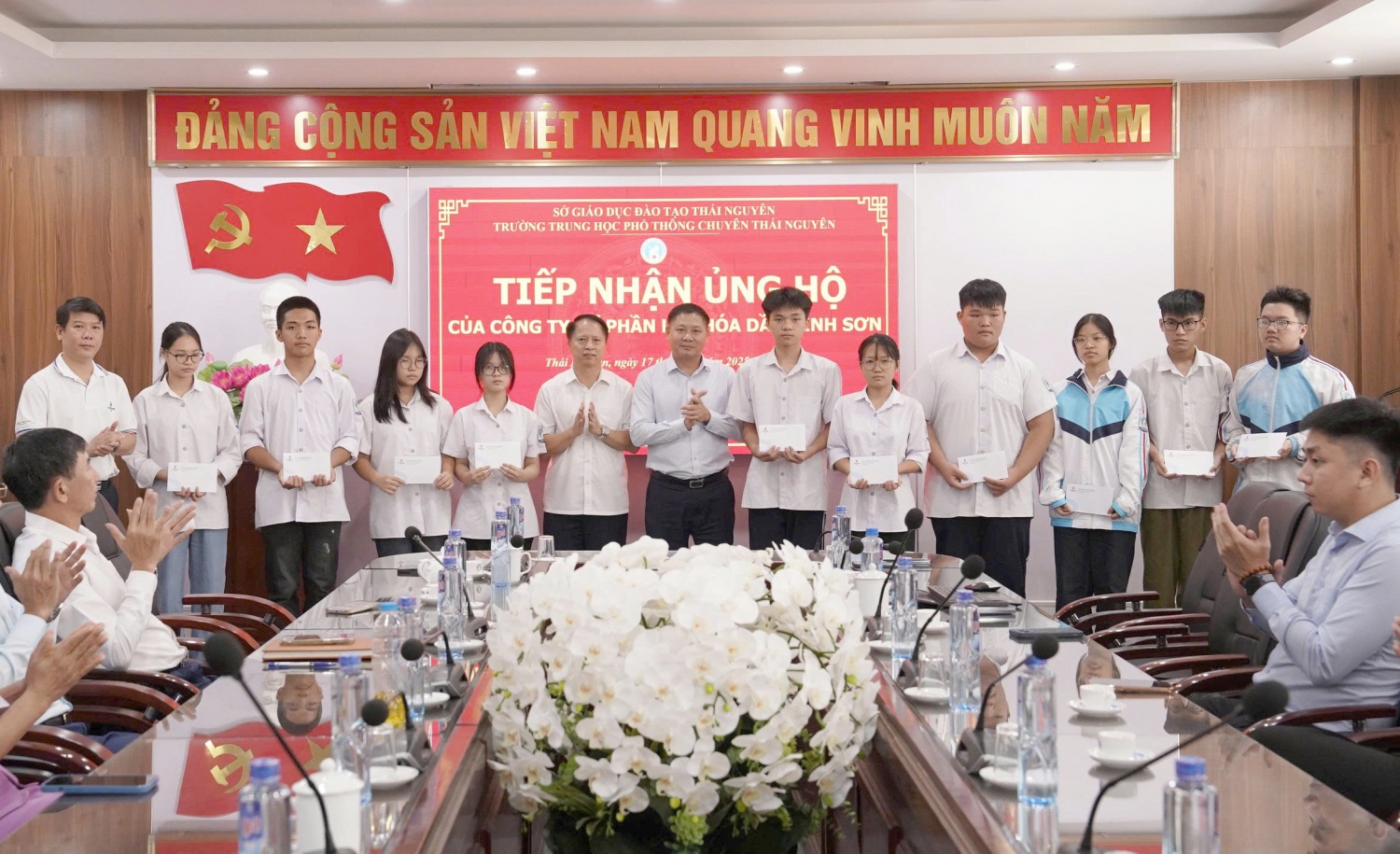 Người lao động BSR hỗ trợ 1,2 tỷ đồng giúp các trường học tại Thái Nguyên khắc phục hậu quả mưa lũ
