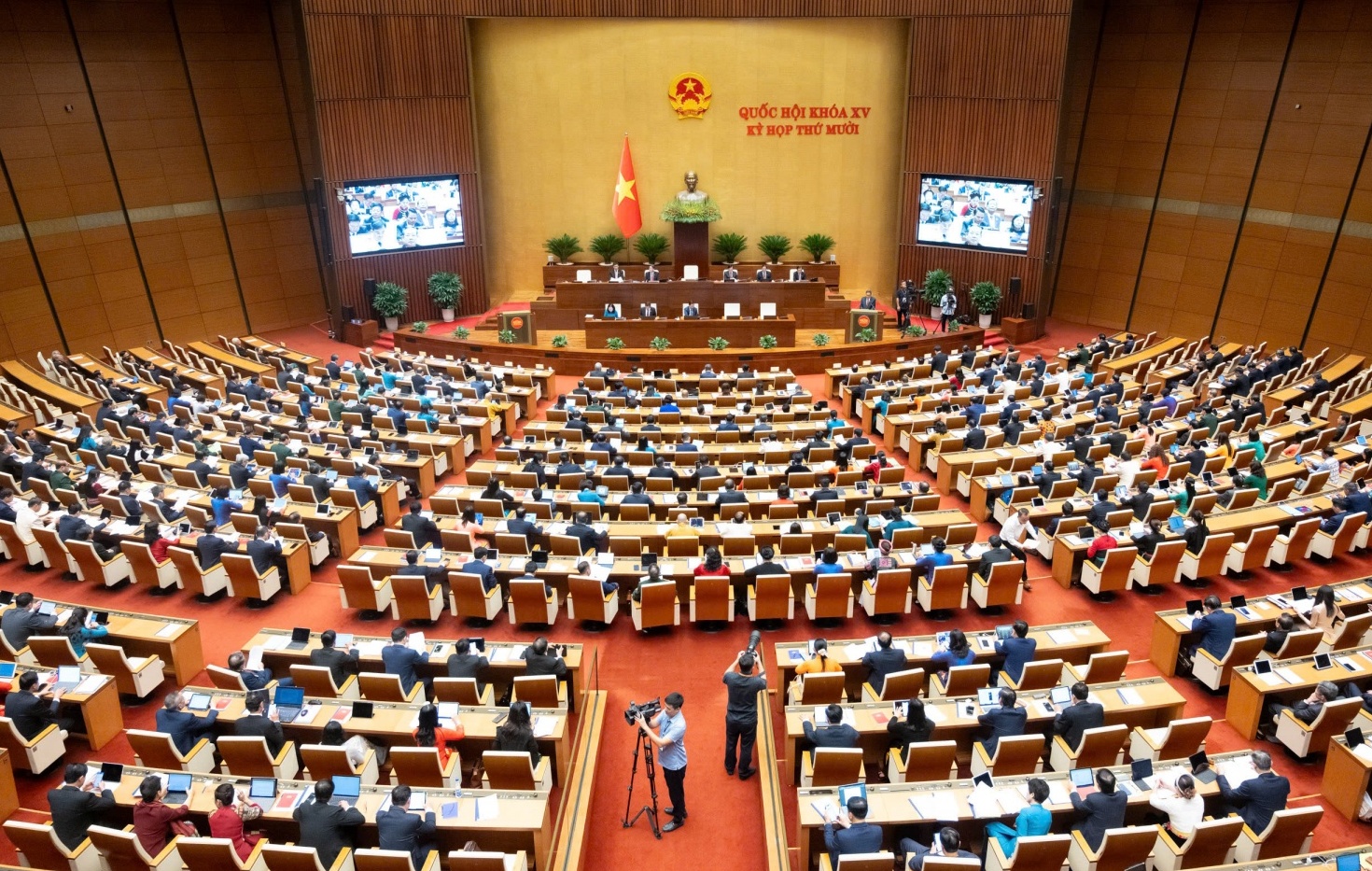 Khai mạc kỳ họp thứ 10, Quốc hội khóa XV: Tổng kết nhiệm kỳ, mở đường cho giai đoạn mới