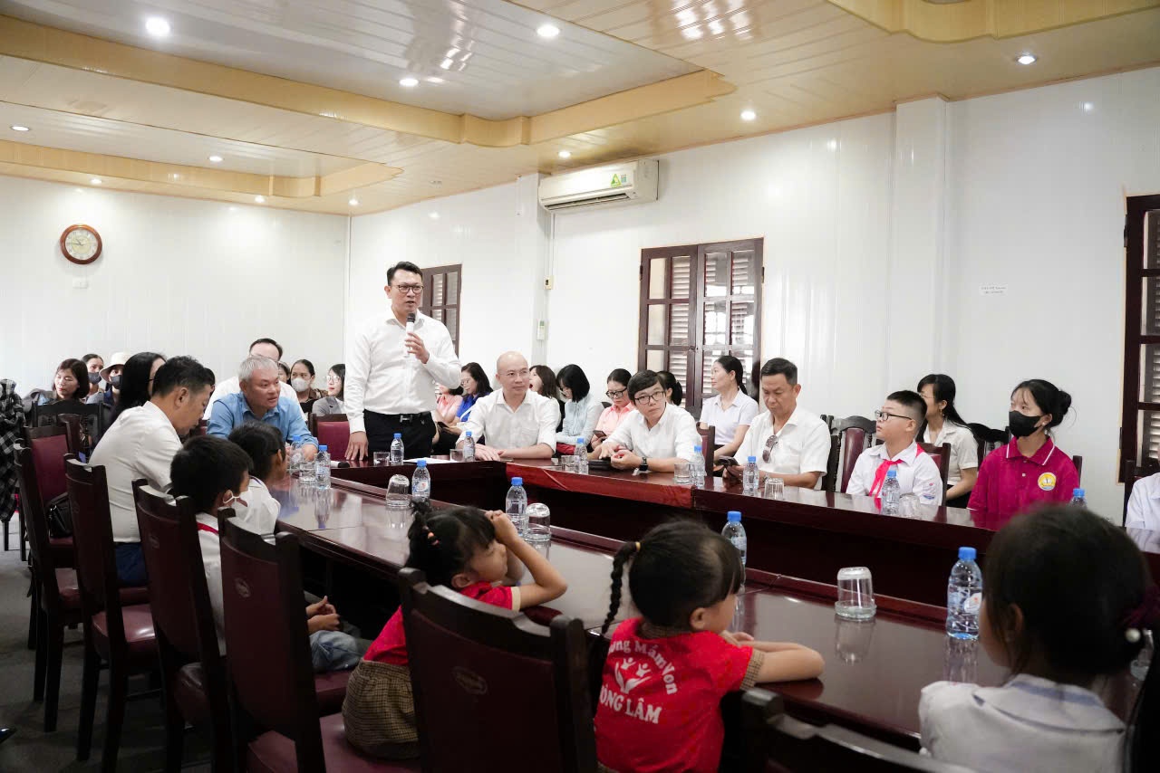 Chi bộ Kế hoạch và Quản lý Dự án PVEP tổ chức sinh hoạt chuyên đề và nhiều hoạt động ý nghĩa tại Hưng Yên