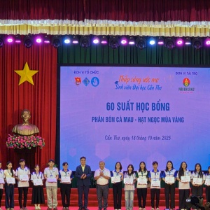 Phân bón Cà Mau tiếp tục “Thắp sáng ước mơ” cho sinh viên Trường Đại học Cần Thơ