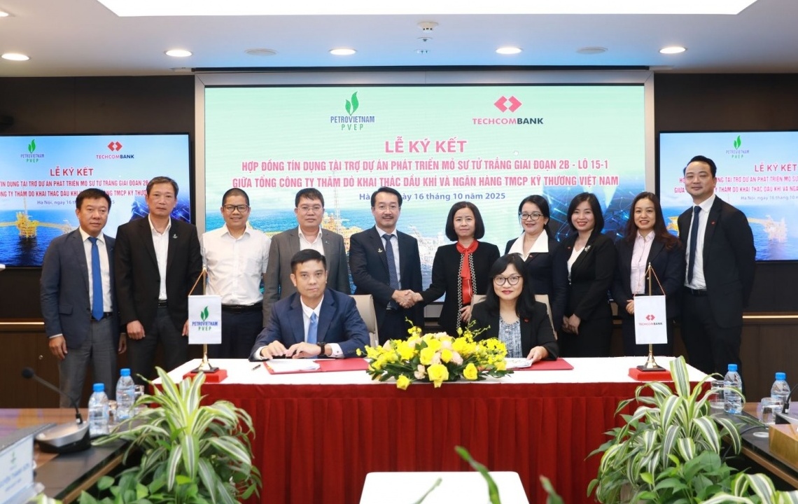 PVEP ký kết hợp đồng tín dụng cho dự án Phát triển mỏ Sư Tử Trắng giai đoạn 2B
