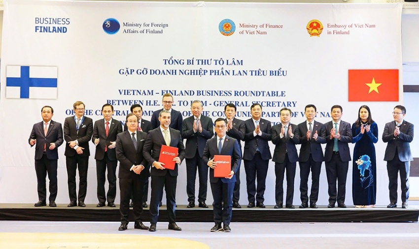 Tổng Bí thư Tô Lâm chứng kiến Vietjet ký thỏa thuận phát triển nguồn lực hàng không quốc tế, thúc đẩy hợp tác mới giữa Việt Nam và Phần Lan