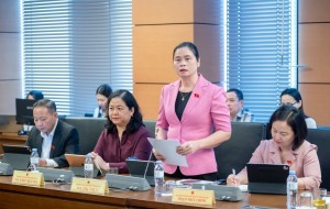 Đồng tình với chủ trương có một bộ sách giáo khoa thống nhất toàn quốc