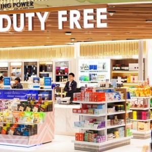 Mở rộng đối tượng mua hàng miễn thuế thúc đẩy du lịch và thương mại biên giới