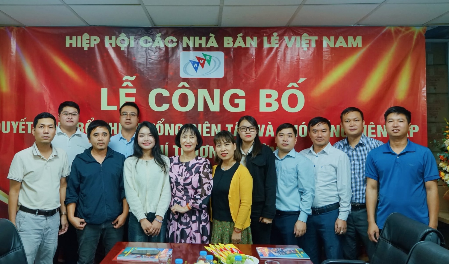 Tập thể cán bộ nhân viên Tạp chí Thương Trường
