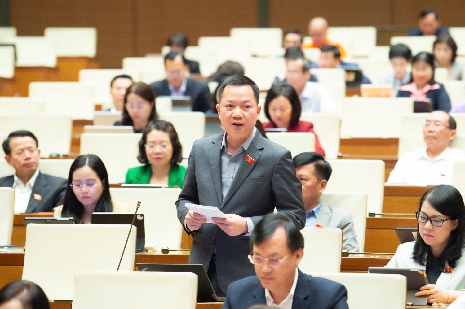 Đại biểu Quốc hội đề xuất: Bổ sung quy định về ứng dụng chuyển đổi số trong hoạt động giám sát