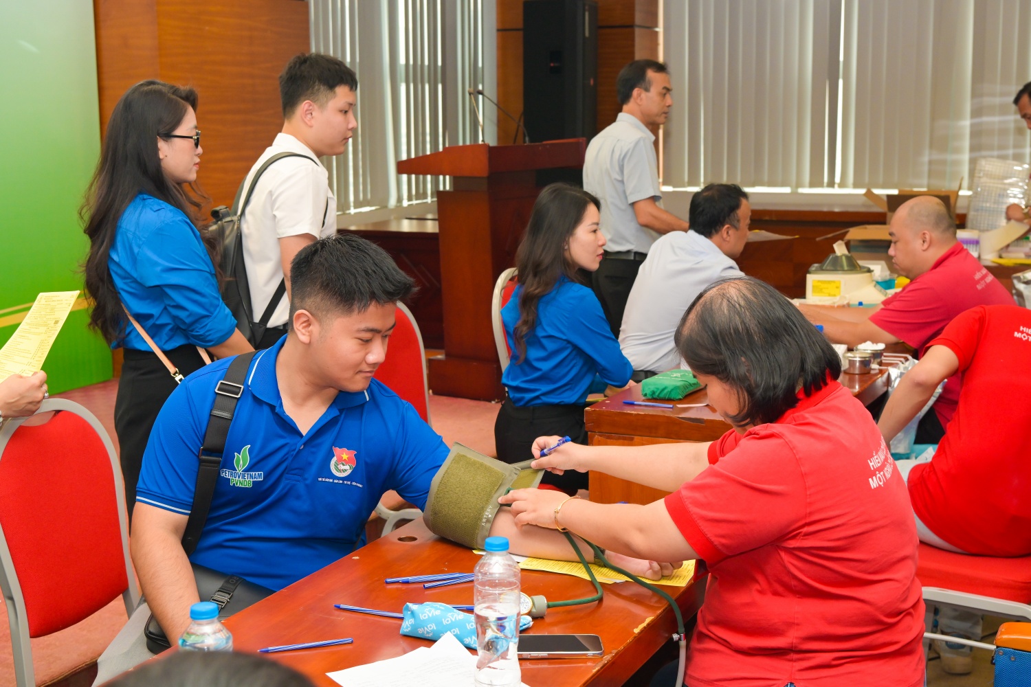 Ánh sáng của Đảng soi rọi hành trình đổi mới và phát triển của PVNDB Ánh sáng của Đảng soi rọi hành trình đổi mới và phát triển của PVNDB