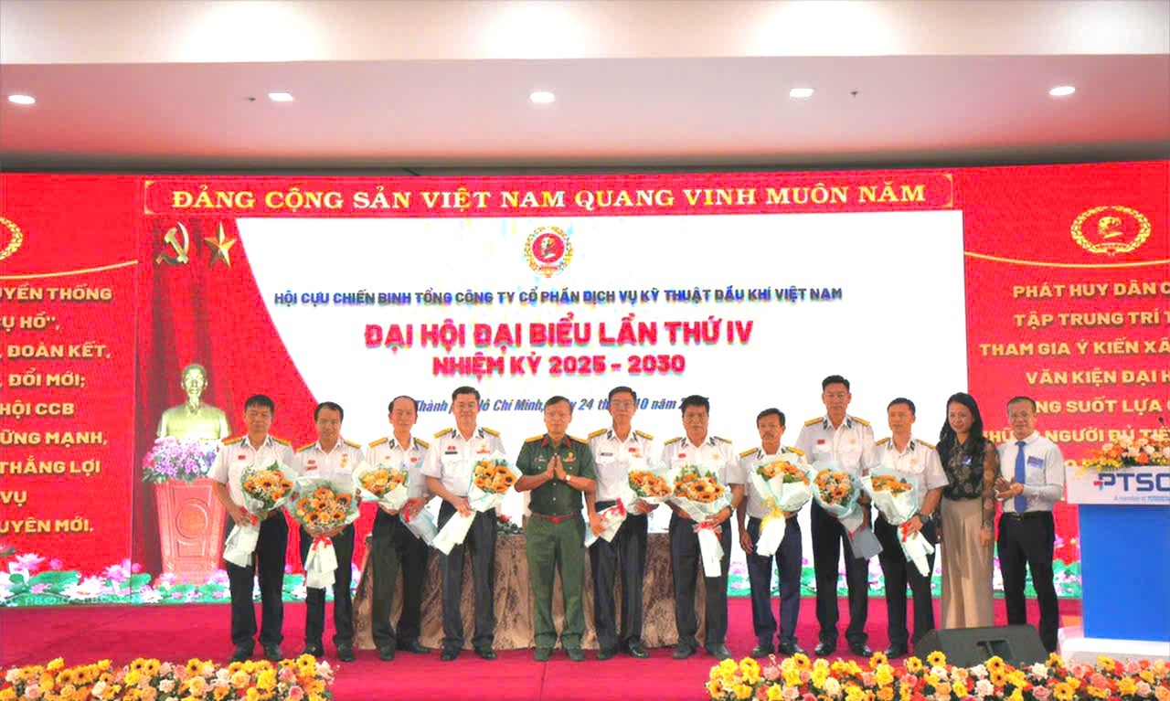 Hội Cựu chiến binh PTSC: Pphát huy phẩm chất “bộ đội Cụ Hồ” trong kỷ nguyên vươn mình của đất nước Hội Cựu chiến binh PTSC: Pphát huy phẩm chất “bộ đội Cụ Hồ” trong kỷ nguyên vươn mình của đất nước