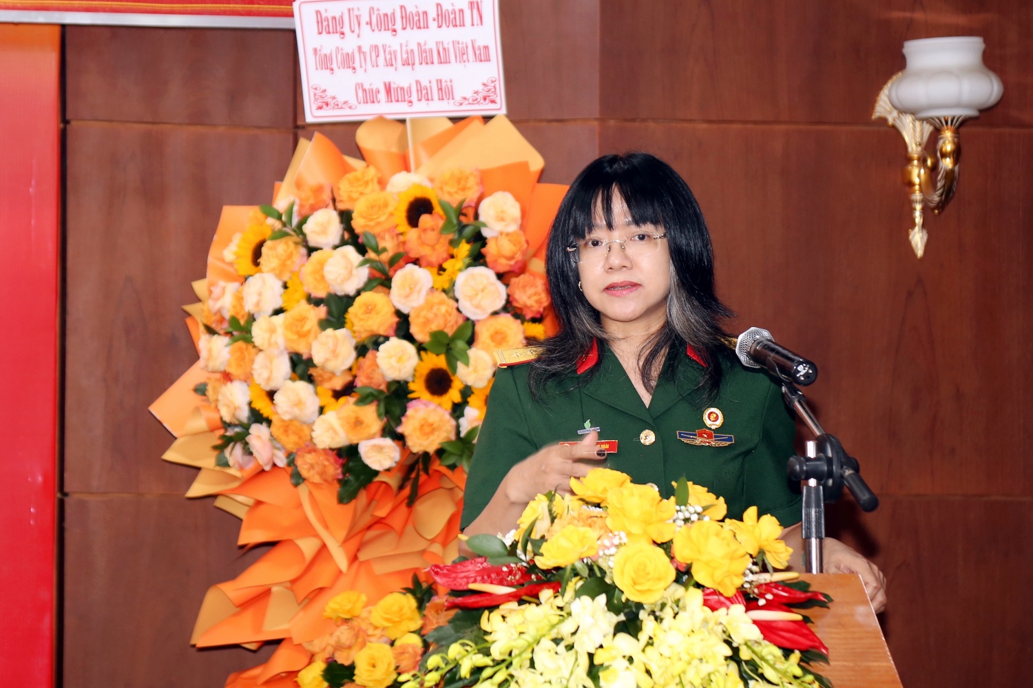 Hội CCB PETROCONs phát huy bản chất “Bộ đội Cụ Hồ”: Đoàn kết, gương mẫu, đổi mới, nghĩa tình Hội CCB PETROCONs phát huy bản chất “Bộ đội Cụ Hồ”: Đoàn kết, gương mẫu, đổi mới, nghĩa tình