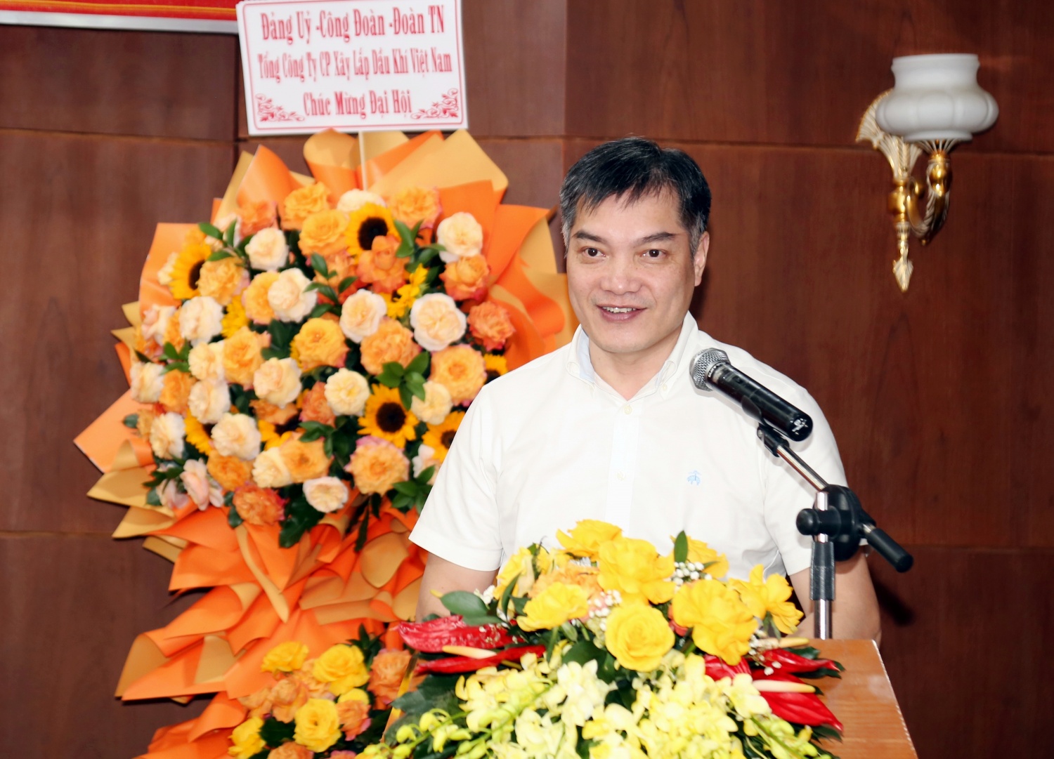 Hội CCB PETROCONs phát huy bản chất “Bộ đội Cụ Hồ”: Đoàn kết, gương mẫu, đổi mới, nghĩa tình Hội CCB PETROCONs phát huy bản chất “Bộ đội Cụ Hồ”: Đoàn kết, gương mẫu, đổi mới, nghĩa tình