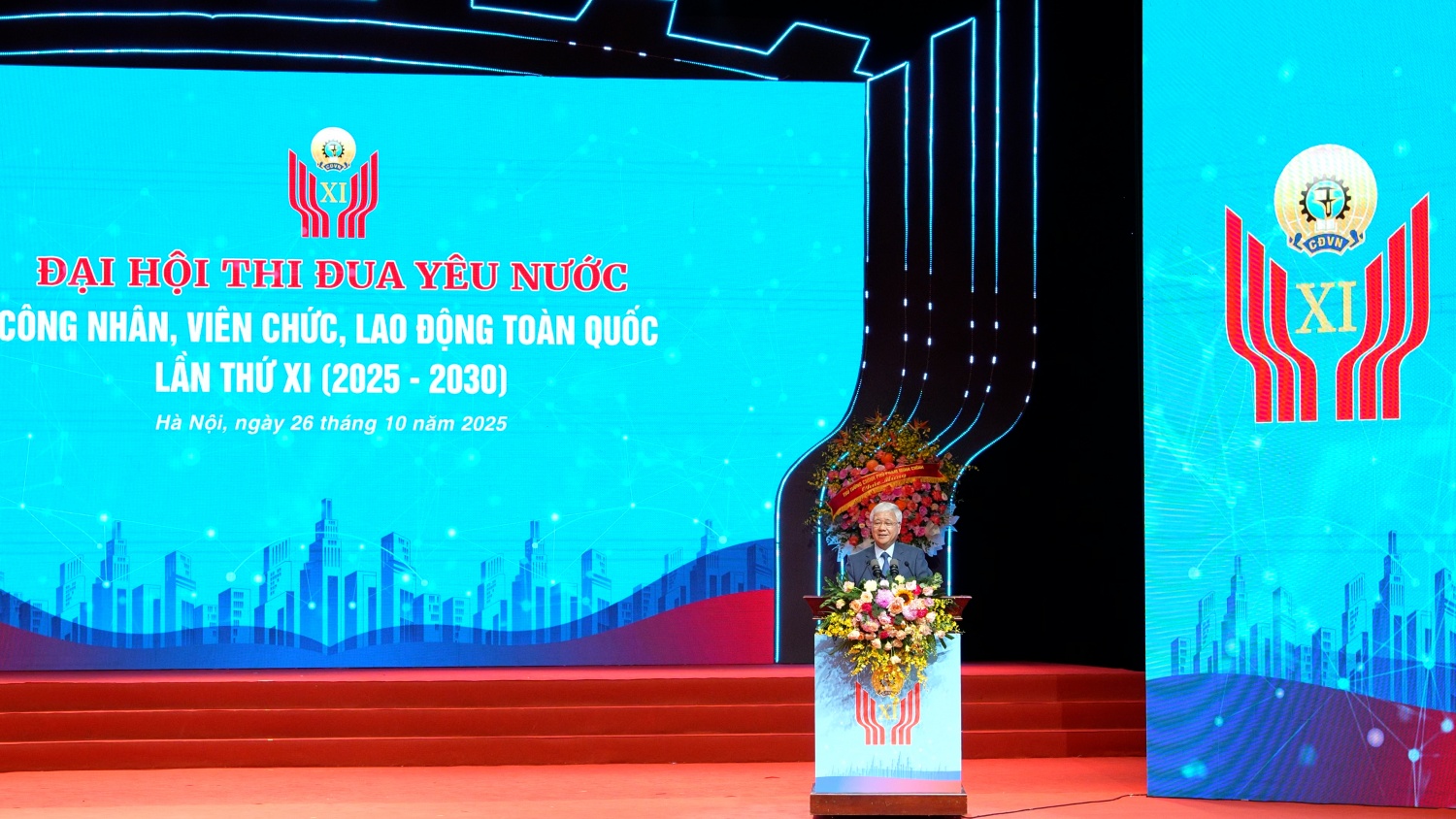 Công đoàn Petrovietnam vinh dự được tuyên dương tại Đại hội Thi đua yêu nước lần thứ XI Công đoàn Petrovietnam vinh dự được tuyên dương tại Đại hội Thi đua yêu nước lần thứ XI