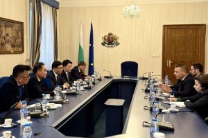 Petrovietnam tăng cường hợp tác năng lượng, công nghiệp và điện hạt nhân với Bulgaria