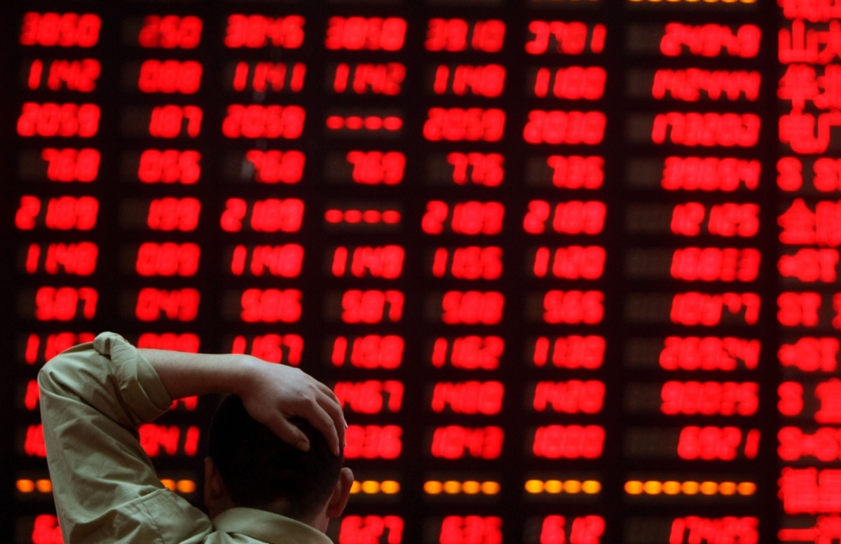 Tin nhanh chứng khoán ngày 27/10: VN-Index lao dốc hơn 30 điểm, “họ” Vingroup bị bán mạnh