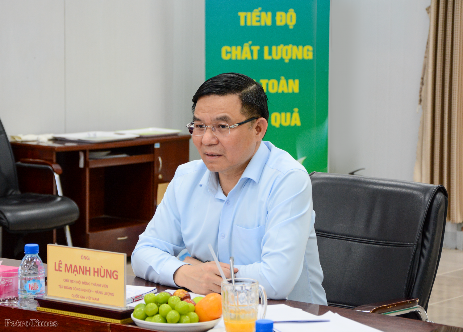 Công đoàn Petrovietnam phát động thi đua với 8 mốc tiến độ, quyết tâm hoàn thành dự án NMNĐ Long Phú 1 Công đoàn Petrovietnam phát động thi đua với 8 mốc tiến độ, quyết tâm hoàn thành dự án NMNĐ Long Phú 1