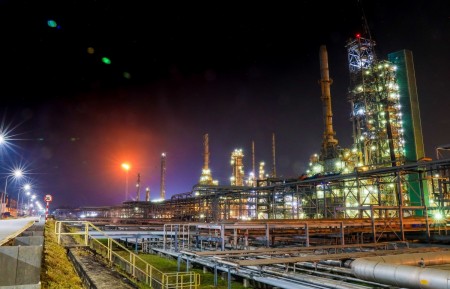 Từ Nhà máy lọc dầu đầu tiên đến Trung tâm lọc hóa dầu và năng lượng quốc gia