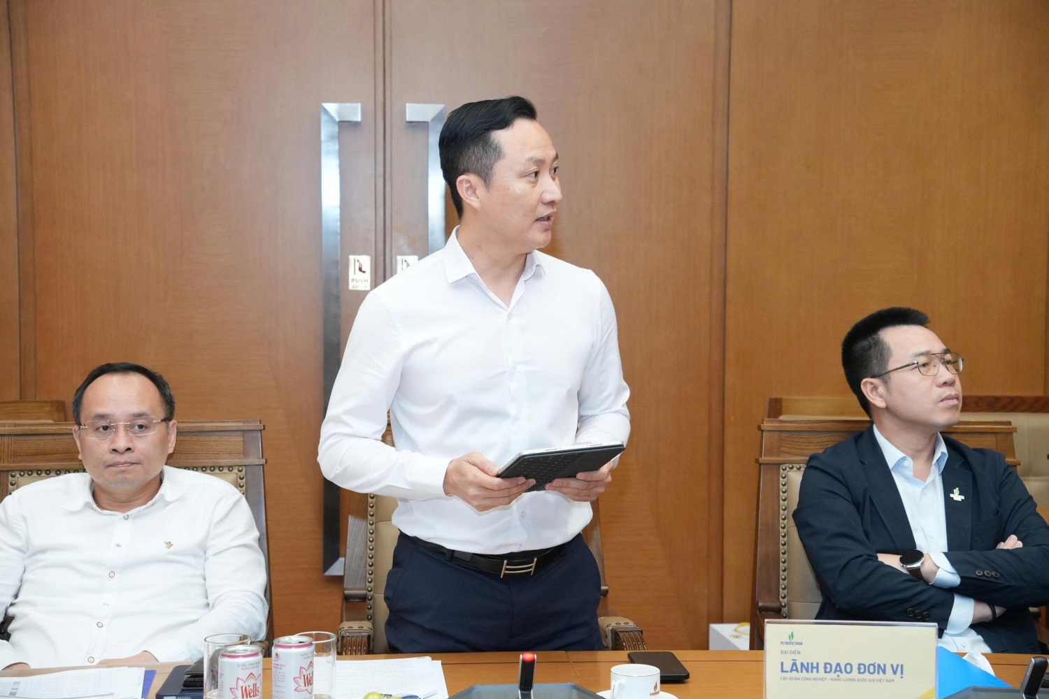 Petrovietnam phối hợp chặt chẽ với Bộ Công an, tăng cường công tác phòng, chống khủng bố Petrovietnam phối hợp chặt chẽ với Bộ Công an, tăng cường công tác phòng, chống khủng bố