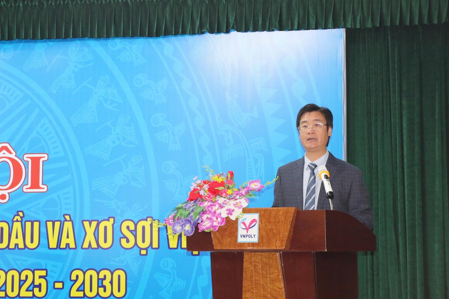 Công đoàn VNPOLY: Tiếp tục đổi mới, sáng tạo trong lao động sản xuất Công đoàn VNPoly