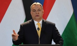 Mỹ tăng cường gây sức ép buộc Hungary cắt nguồn cung dầu Nga