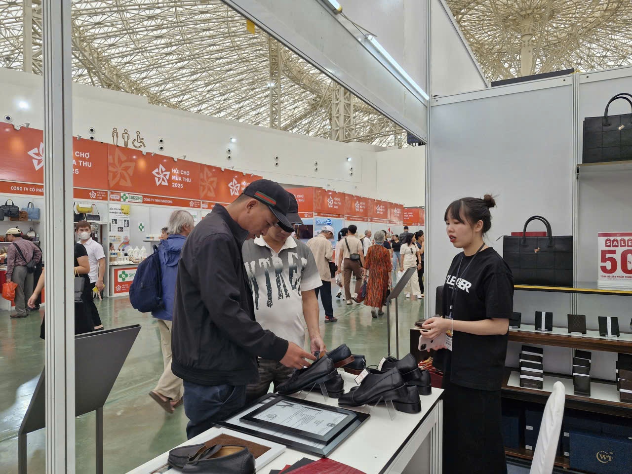 Khu đá quý - Tâm điểm  Khu đá quý - Tâm điểm