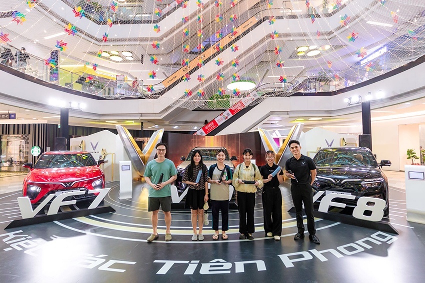 Bộ ba VinFast VF 7, VF 8, VF 9 hút khách tại ngày hội trải nghiệm xe điện Bộ ba VinFast VF 7, VF 8, VF 9 hút khách tại ngày hội trải nghiệm xe điện